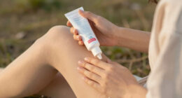 14 Best Fabric Glue for Tights Repairs in 2026