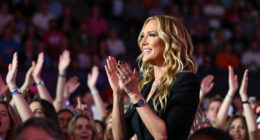 Céline Dion Has The Best Reaction To Her Cheering Fans